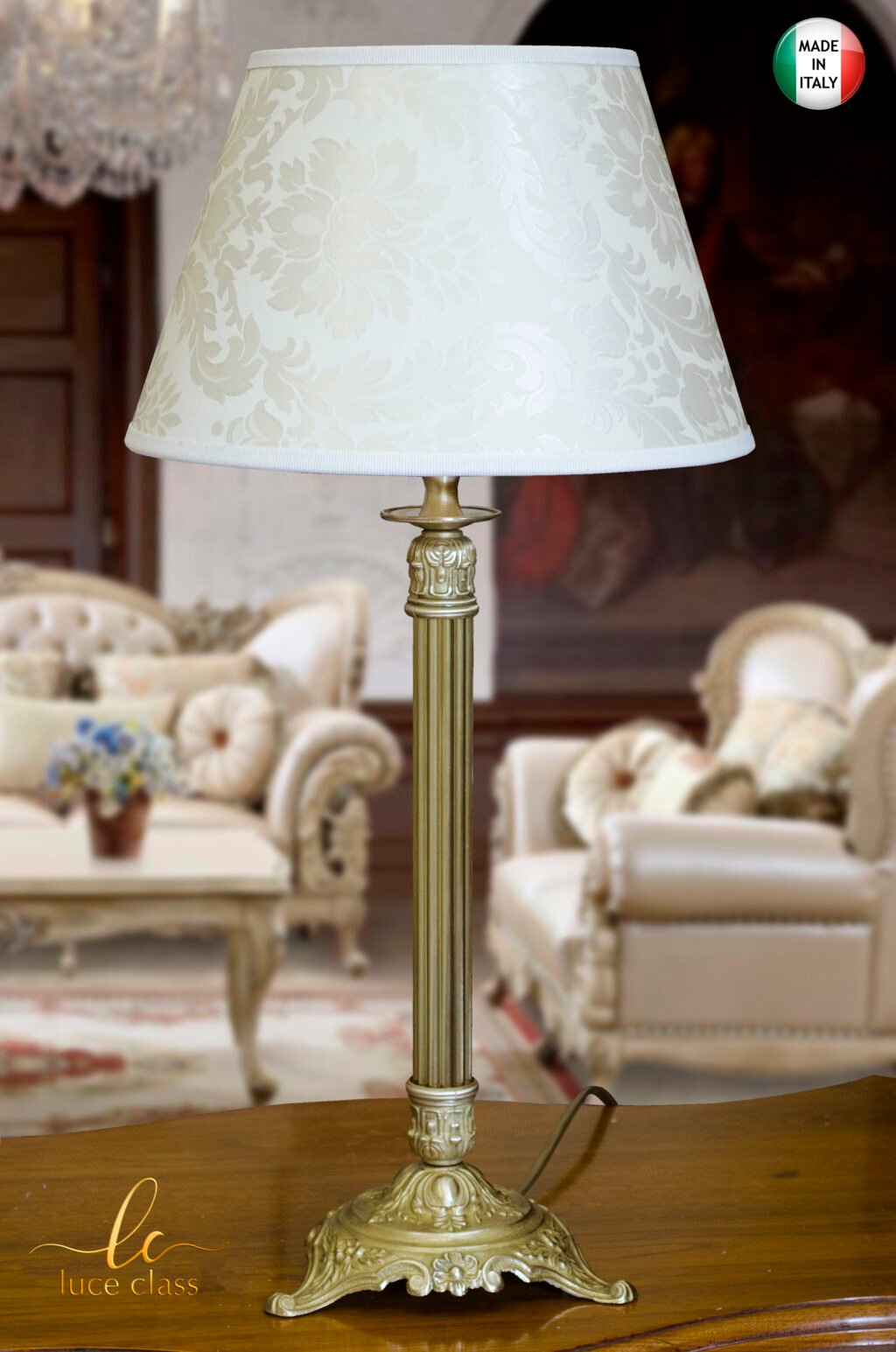 magia in casa con la lampada da tavolo da comodino classica in ottone