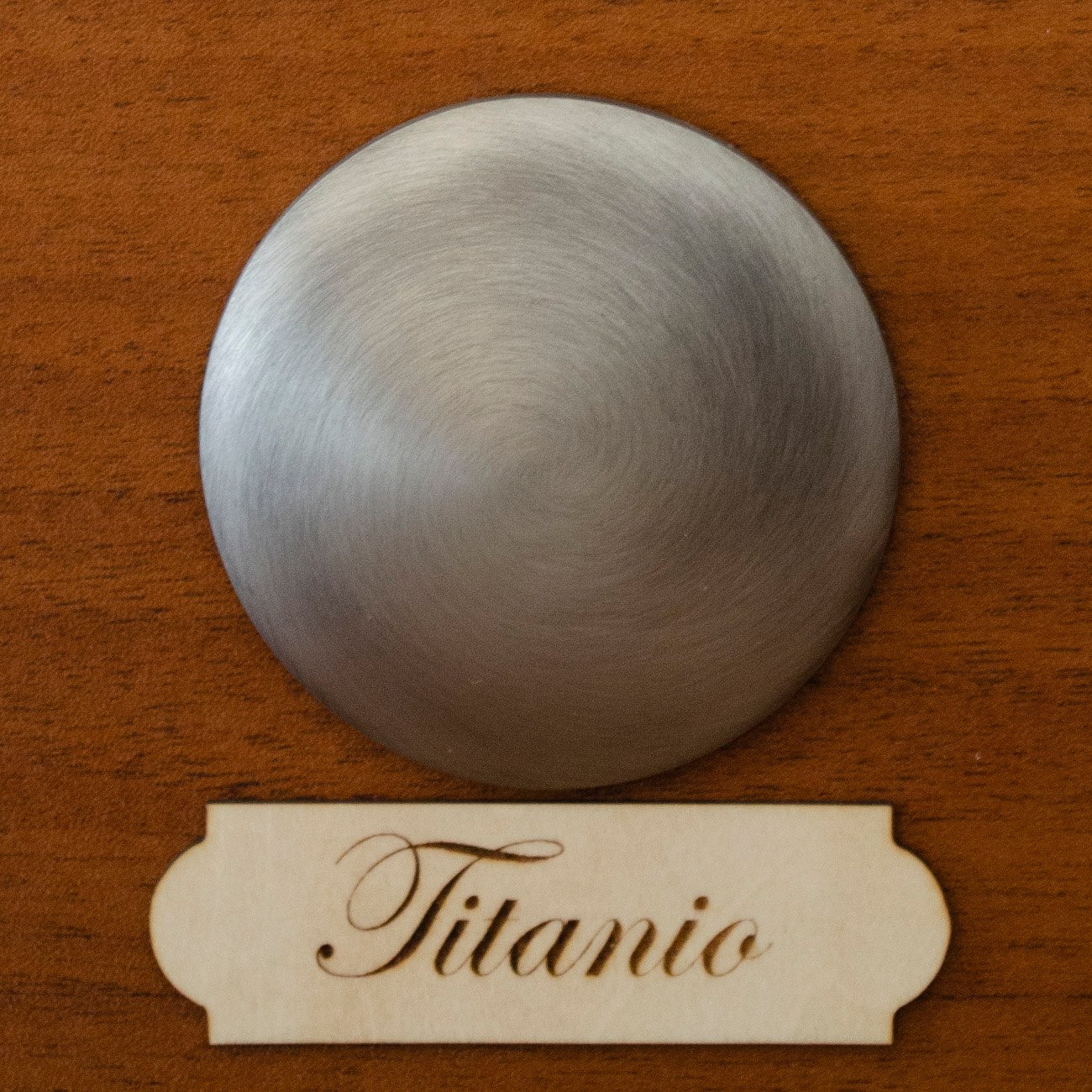 TITANIO.jpg